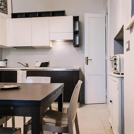 Apartment Flavia Petite Maison {close To The Centre} Turin